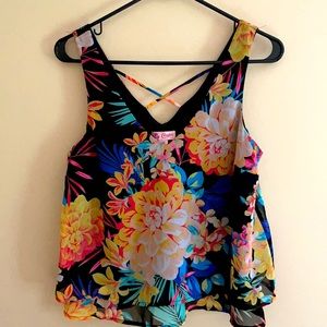 Candie’s size medium shirt